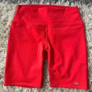 Alo 7” high waist biker short
